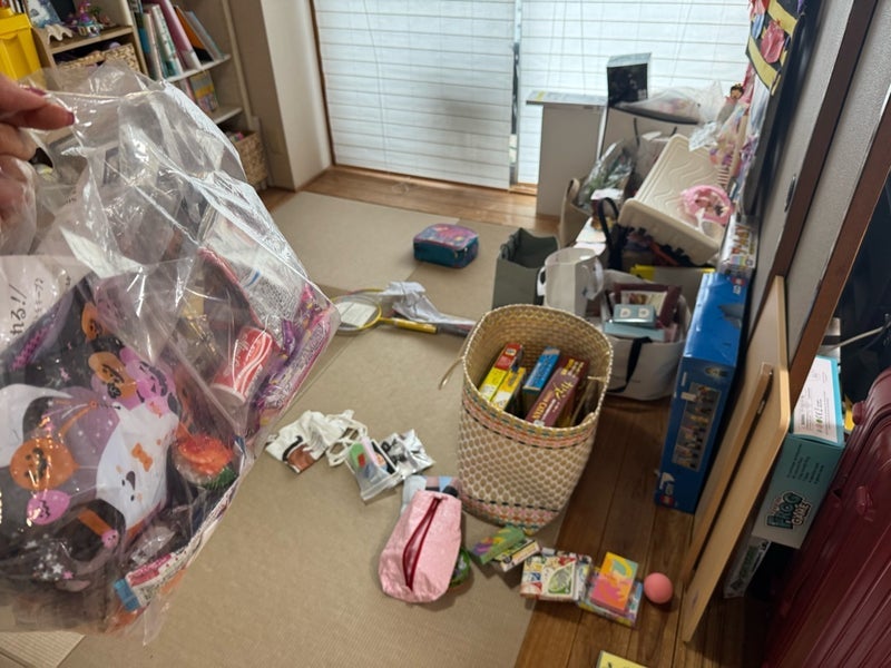 クロ 肩出しが可愛いオフショルの画像