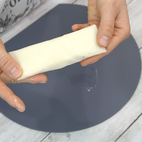 揚げずに作る新玉ねぎの簡単春巻きの画像