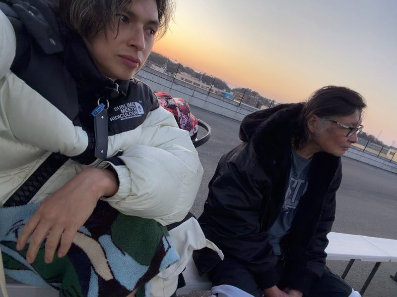 アレク 家族で息子のサッカー観戦の画像