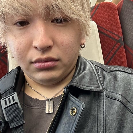 新幹線で赤ちゃんに誘われた夢の中の画像