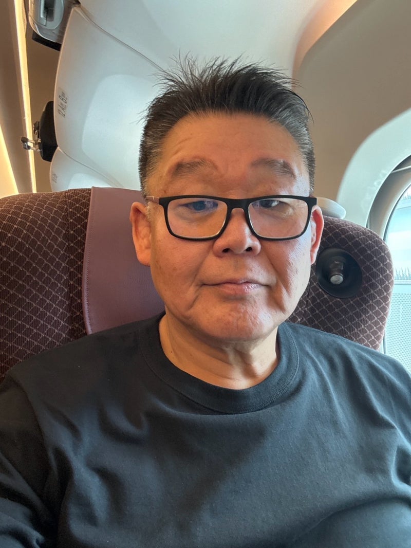 若乃花 車で移動し豊田スタジアムの画像