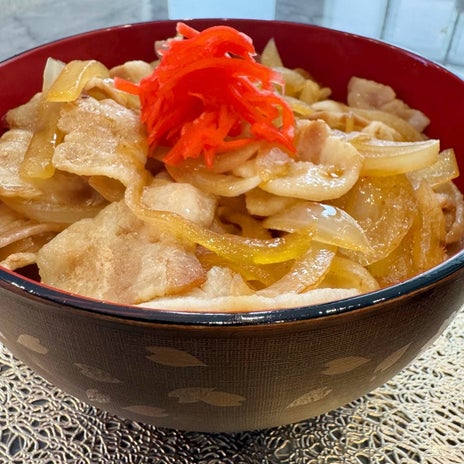 堀ちえみの夫 26歳祝のつゆだく豚丼の画像