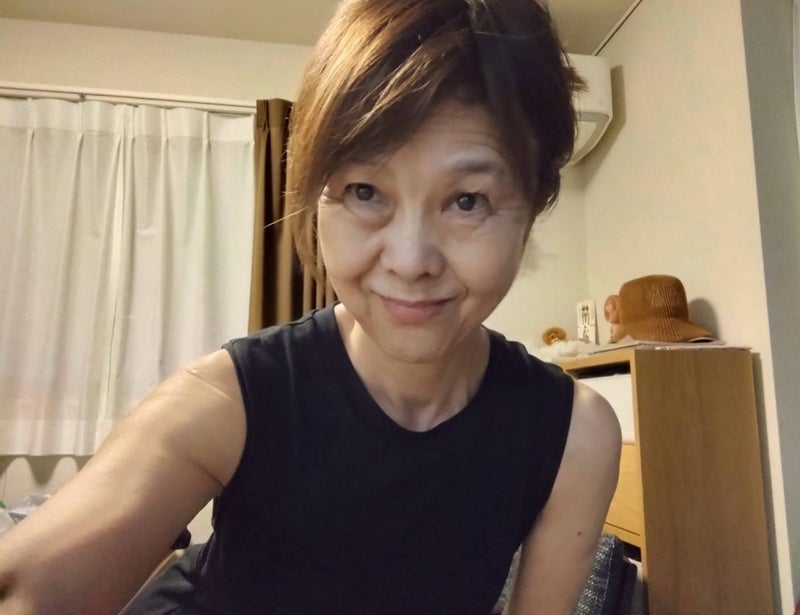 久しぶりに着たノースリーブワンピースの画像