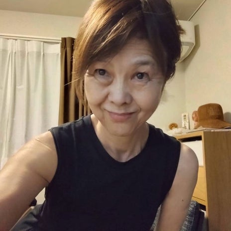 久しぶりに着たノースリーブワンピースの画像