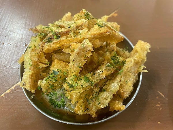 友人と食べたお酒の進むメンマ天ぷらの画像