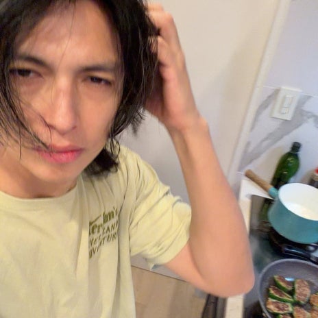 アレク 朝から大変なお弁当作りの画像