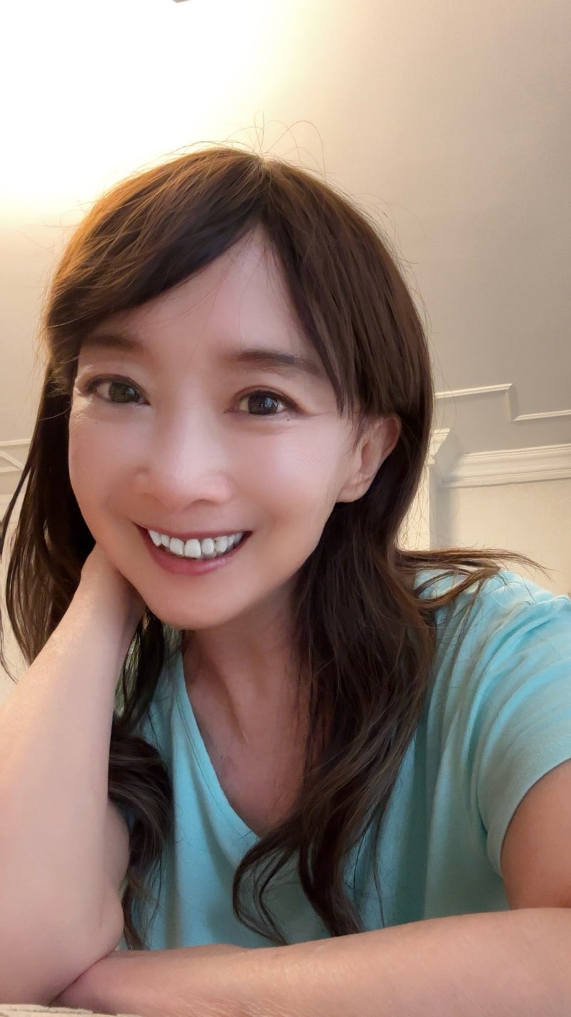 アグネス 香港での仕事を終えホッの画像