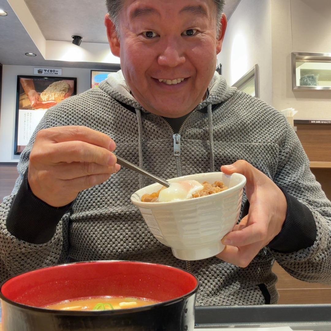 若乃花 久々の外食で行った松屋の画像