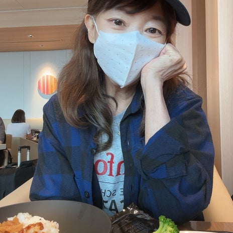 アグネス 香港へ帰る前の朝カレーの画像