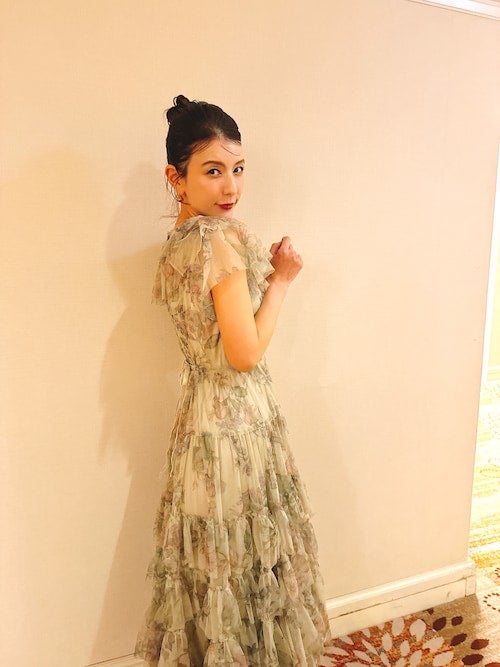 スザンヌ ティアードワンピの春コーデの画像