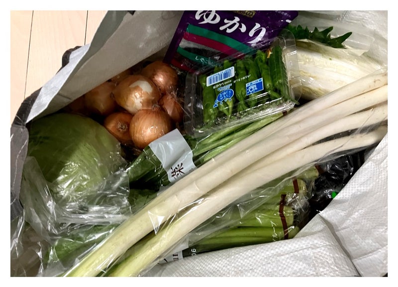 久しぶりの八百屋で合計2515円の画像