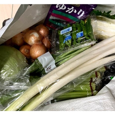久しぶりの八百屋で合計2515円の画像