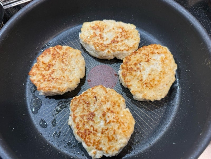 真野恵里菜子が食べた鶏豆腐ハンバーグの画像