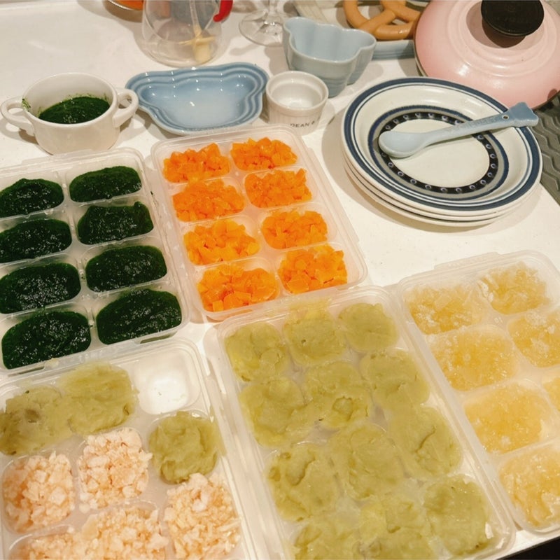 1人目とは違う離乳食のアイテムの画像