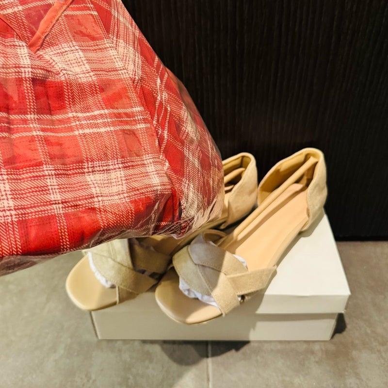だいた 夫が選んだ新鮮な服と靴の画像
