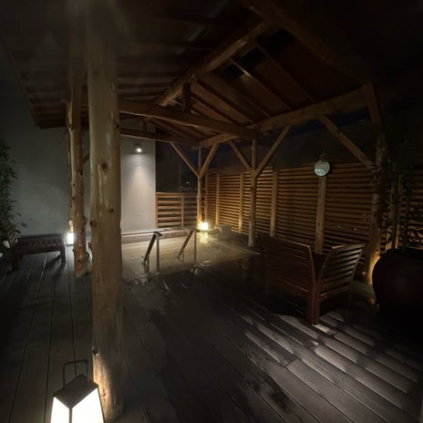 早起きして入った幸せな露天風呂の画像