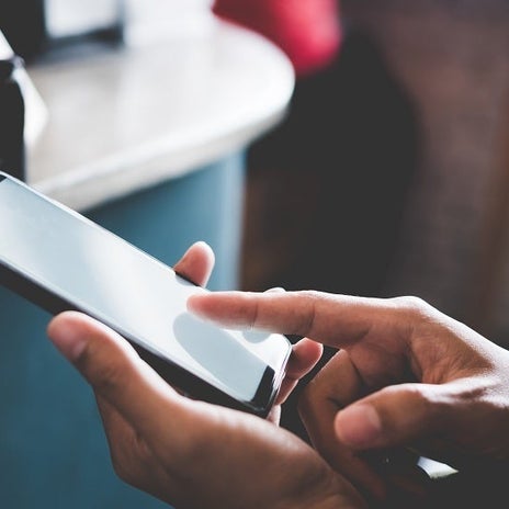 やめるつもりの豪華じゃない年賀状の画像