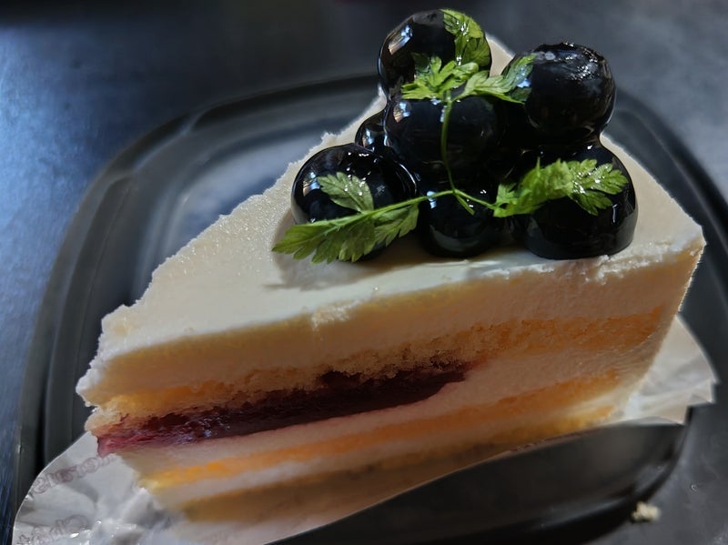 血糖値対策して食べる朝のケーキの画像