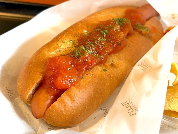 タリーズのホットドッグに大満足の画像