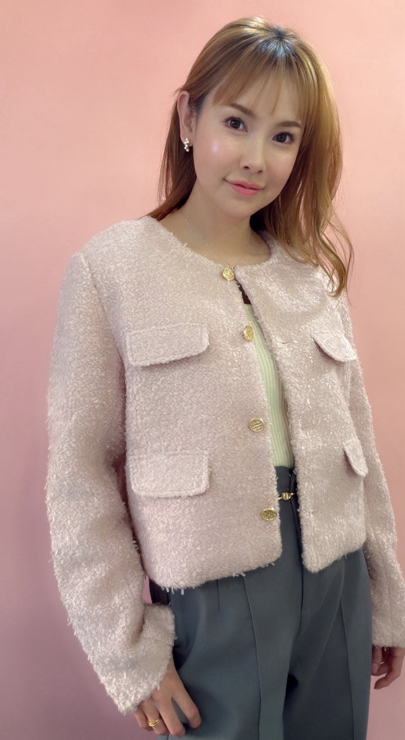 上原さくら 争奪戦で得たシューの画像