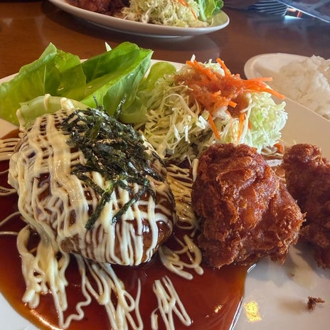 先輩とのガッツリお仕事ランチの画像