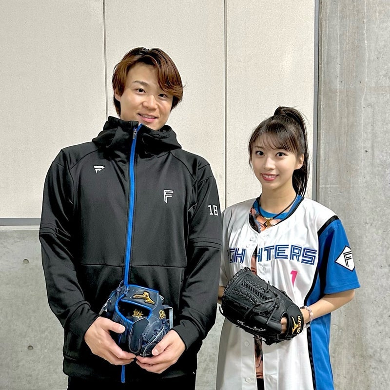 山﨑福也選手とキャッチボール