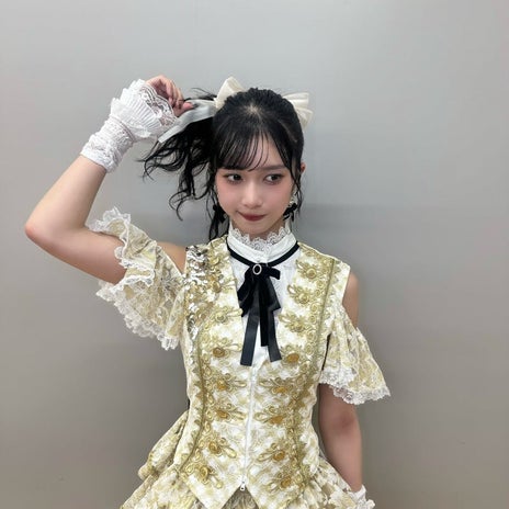褒められた髪型とお披露目の衣装の画像