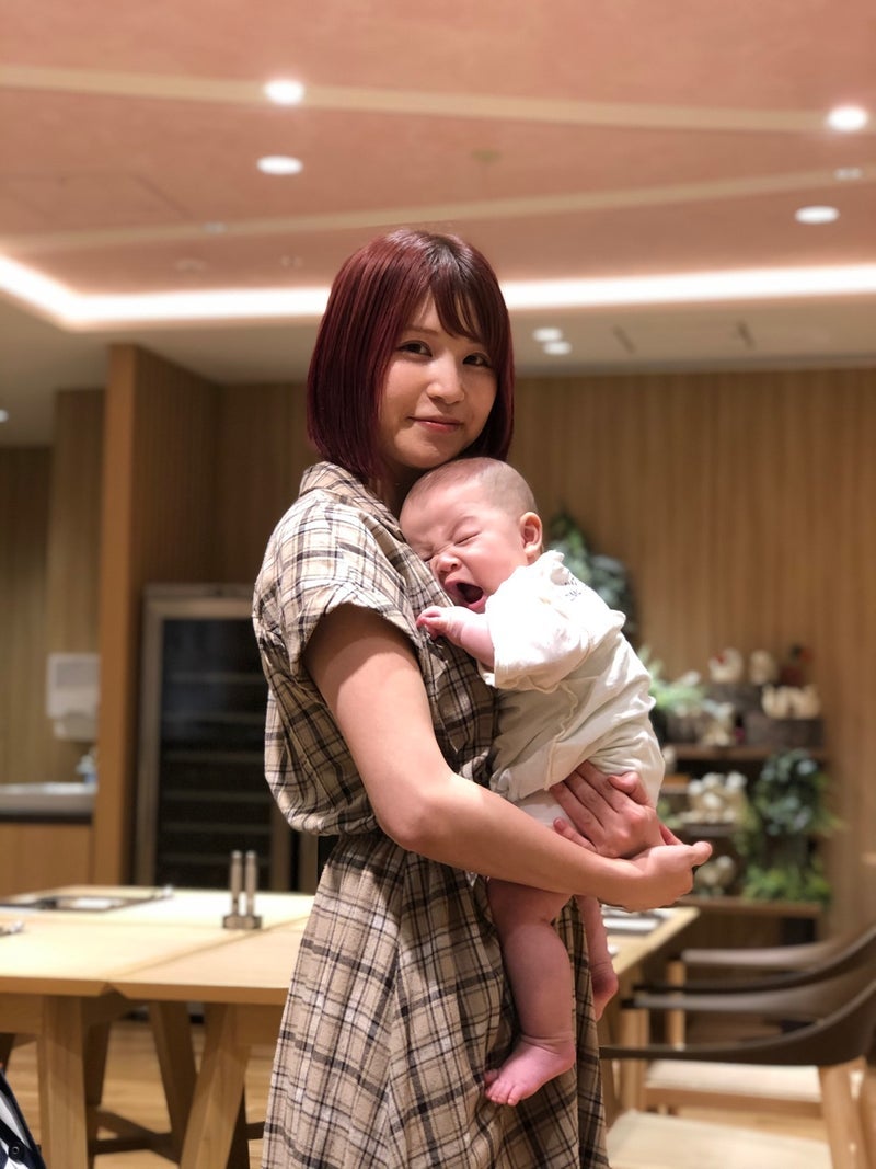 もう小学生になる子の卒入学コーデの画像