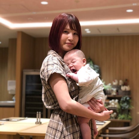 もう小学生になる子の卒入学コーデの画像