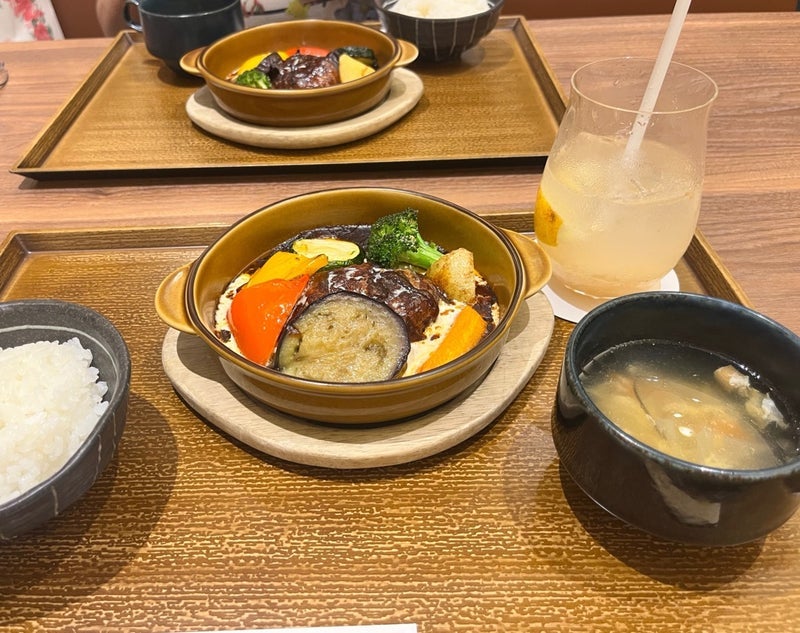 母にご馳走になった株主優待のランチの画像