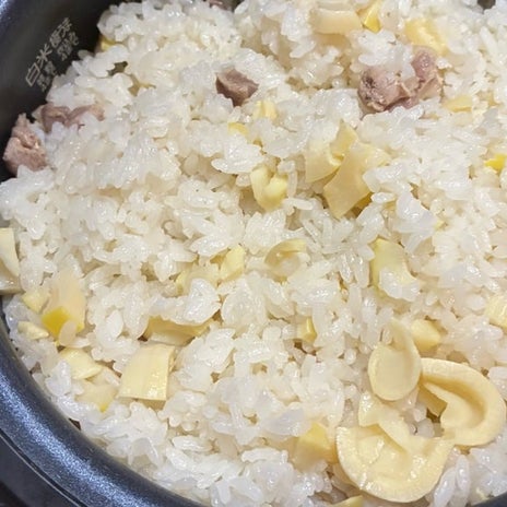 同僚に分けて頂いた筍で筍ご飯の画像