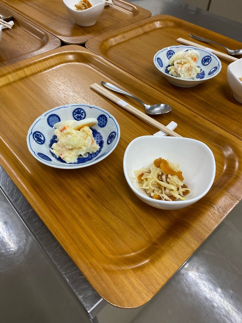 備蓄品で作るたんぱく質20gの防災食の画像