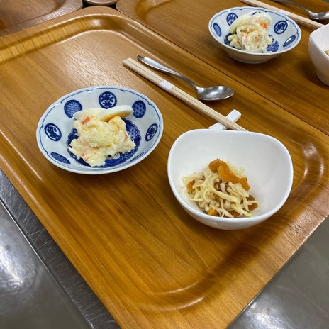 備蓄品で作るたんぱく質20gの防災食の画像