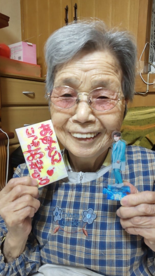 ダンプ松本送られてきた母の写真