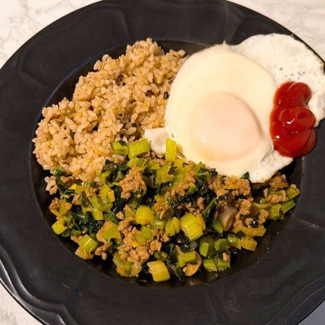 運動終わりに食べたガパオ風ライスの画像