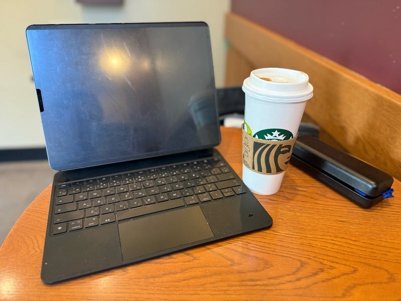 マック鈴木 デカいスタバでソイラテの画像