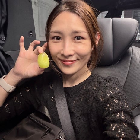 はあちゅう UFOかと思った巨大ぶどうの画像
