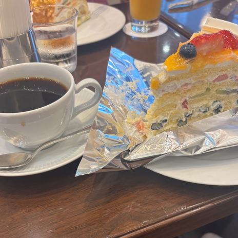 欲しいものを片っ端から買う夫の姿の画像