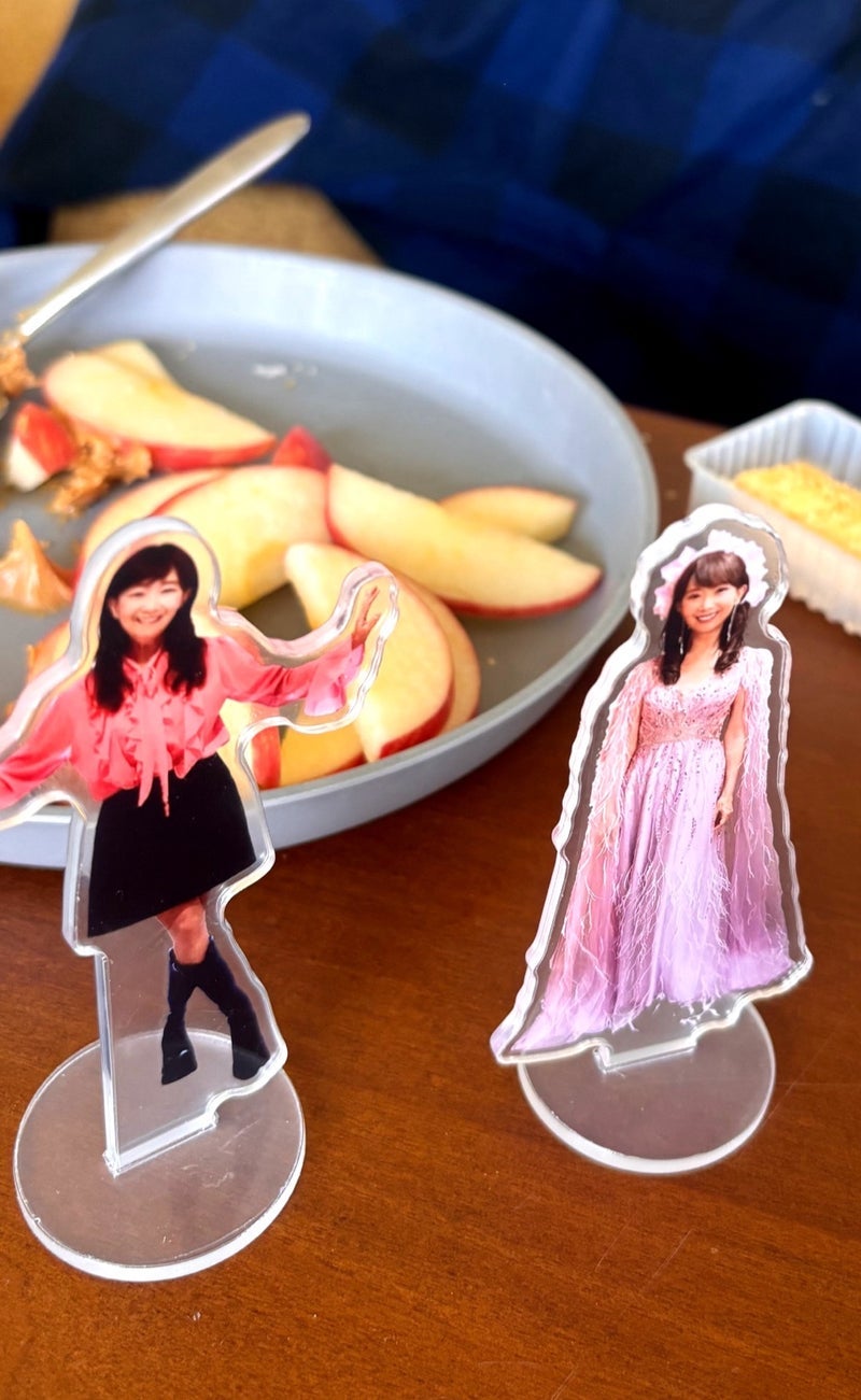 アグネス ぬいぐるみと孫の朝ごはんの画像