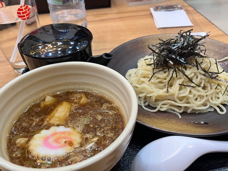 久々に行った店の駐車場のルールの画像