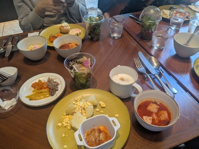 3千円で元が取れてないビュッフェの画像