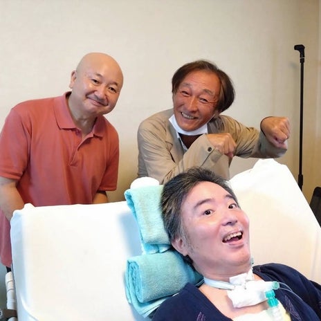 津久井教生 役者仲間と楽しい時間の画像