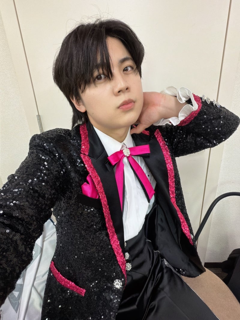 好評で嬉しいタキシード風衣装の画像
