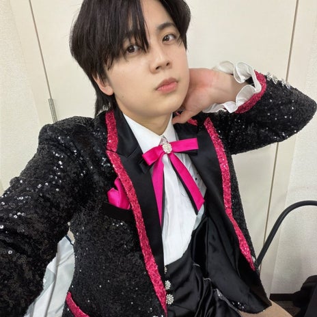 好評で嬉しいタキシード風衣装の画像