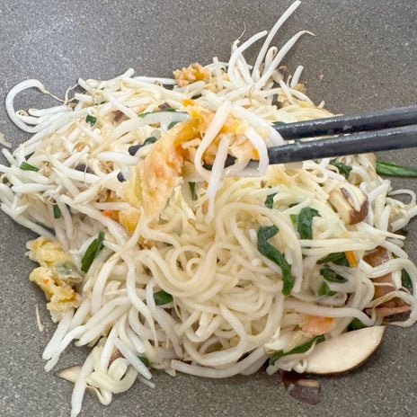 家族が完食した思いつきのうどんの画像