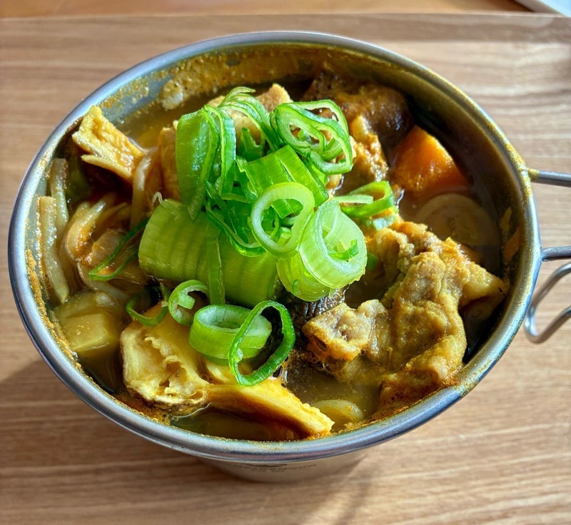 反則カレー粉の飲み干せるスープ完成の画像