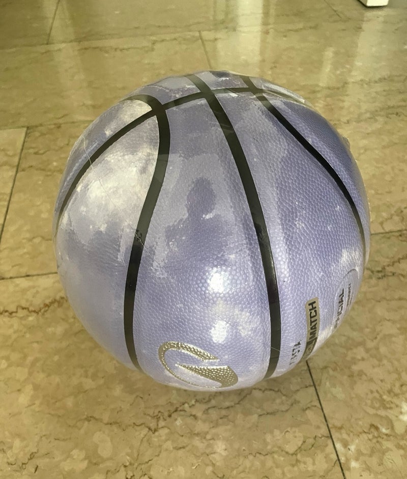 アグネス 購入したバスケットボールの画像