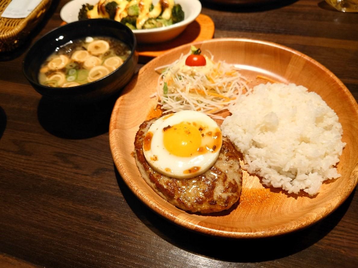 びくドン友人と食べた満喫セットの画像