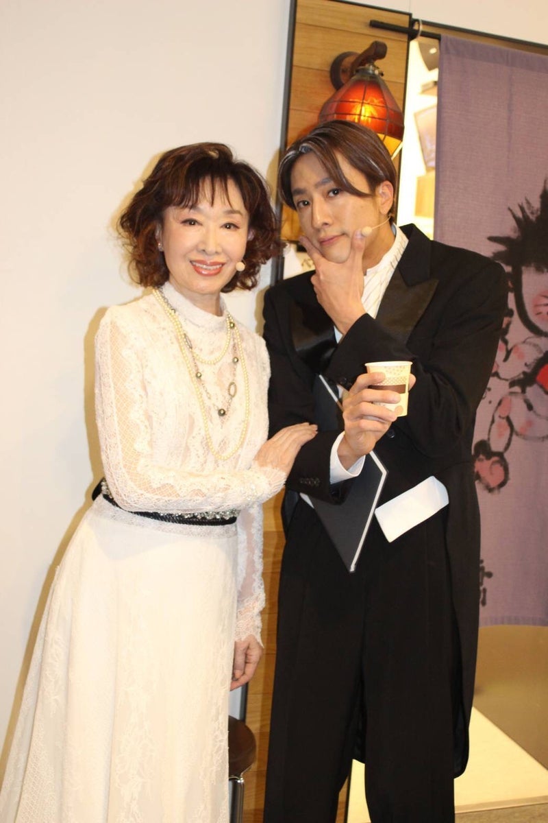 三田佳子 全員観劇した家族達