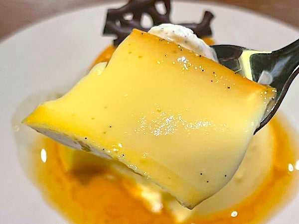 メンバーが大絶賛した楽屋のプリンの画像